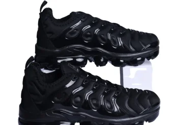 Nike Air VaporMax Plus Triple Black