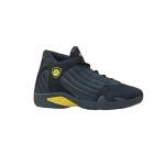 Top Performance Basketball Shoe – Sleek Athletic Design